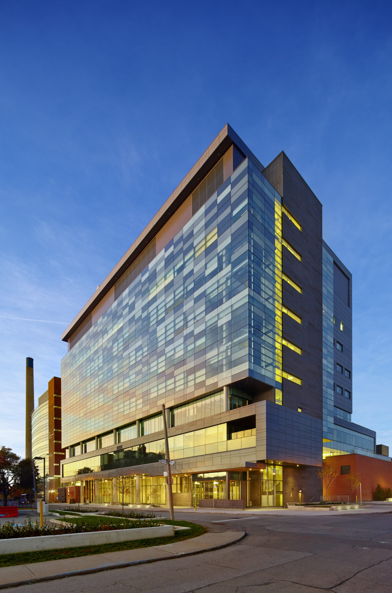 University Health Network – Krembil Discovery Tower | DIALOG